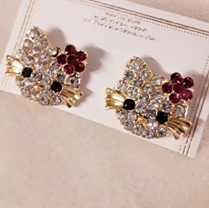 DEEP PINK & SILVER KITTY GOLDTONE EARRINGS NON Auth. HELLO KITTY